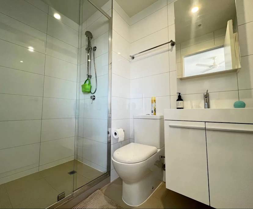 Whole property with 2 rooms for rent