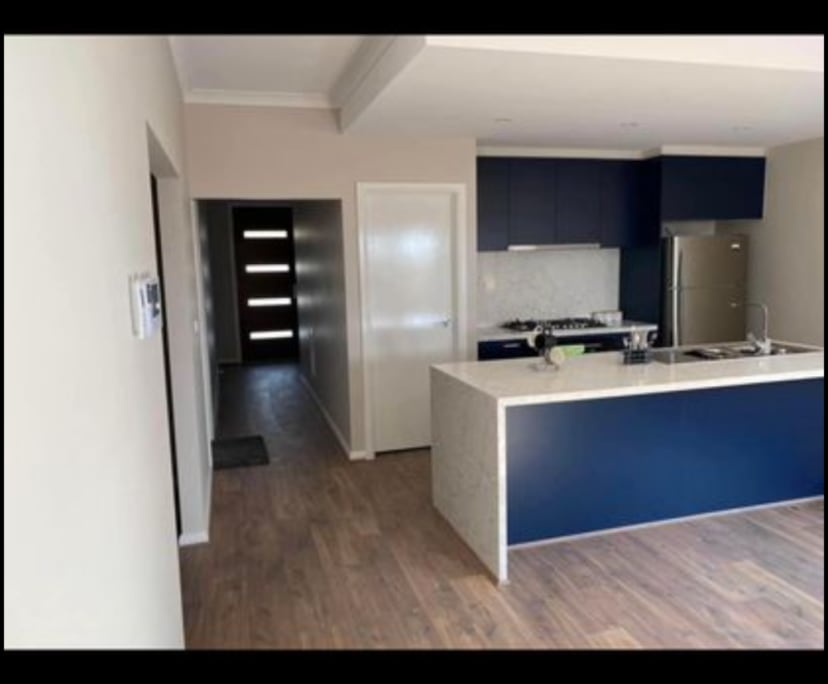 propertyImage