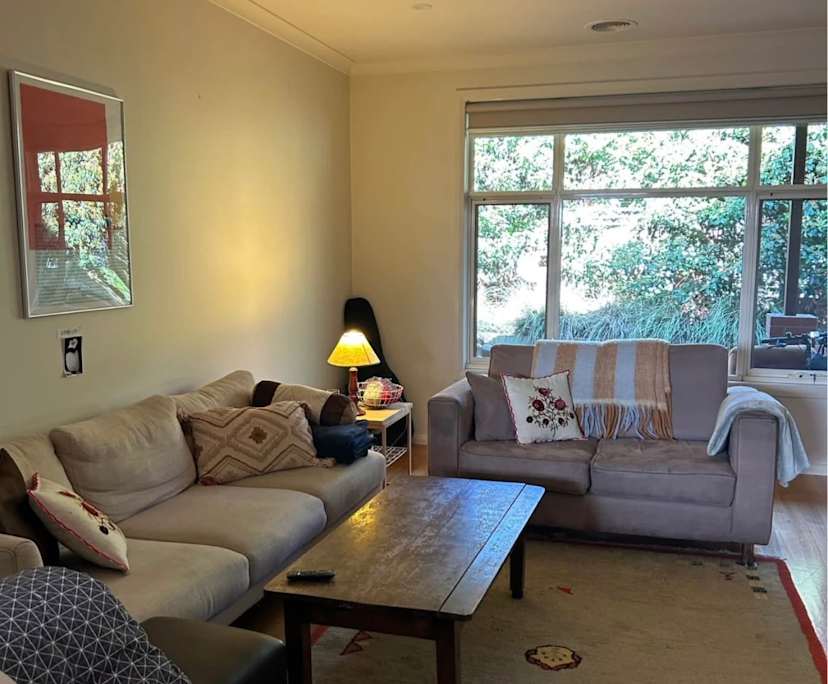 Whole property with 3 rooms for rent