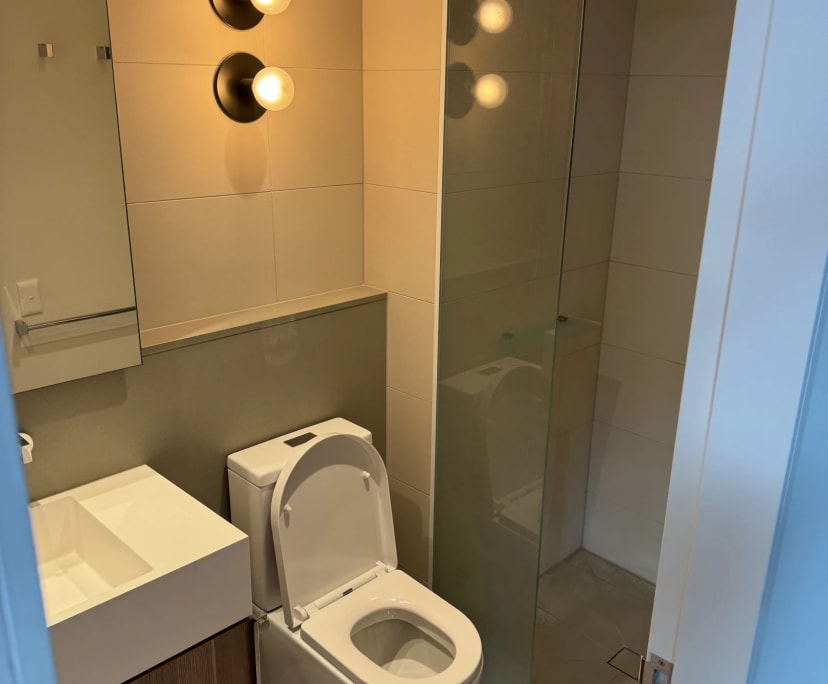 Furnished room with own bathroom