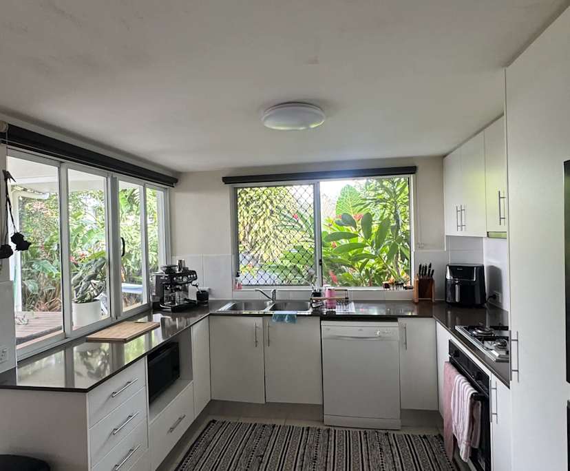 $185, Flatshare, 3 bathrooms, Kamerunga QLD 4870