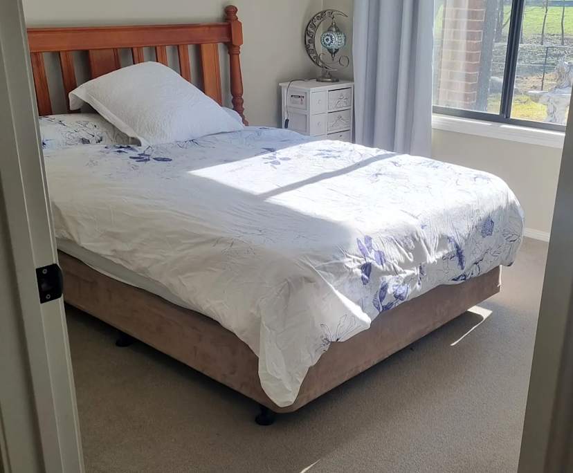 Room in a share house