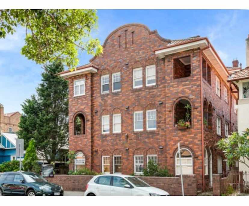 Whole property with 2 rooms for rent