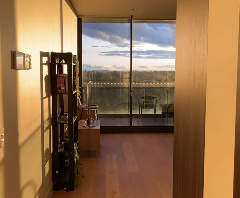 Unfurnished room in a flatshare