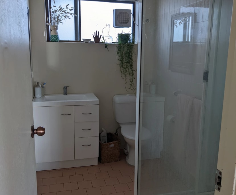 $250, Flatshare, 2 bathrooms, Austinmer NSW 2515
