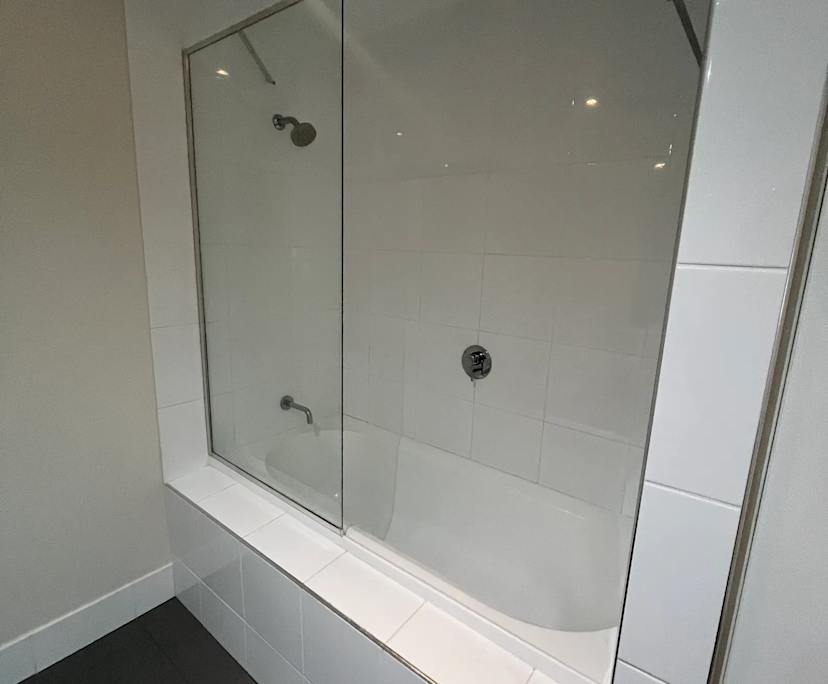 $380, Flatshare, 2 bathrooms, Annerley QLD 4103