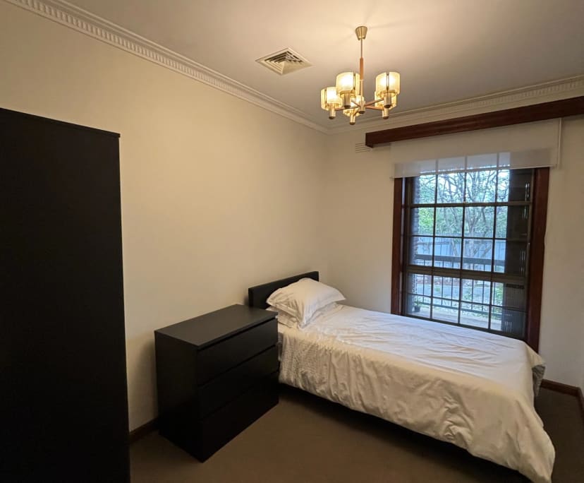 $270, Share-house, 4 bathrooms, Surrey Hills VIC 3127