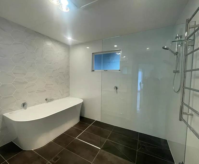 $360, Share-house, 3 bathrooms, Wavell Heights QLD 4012