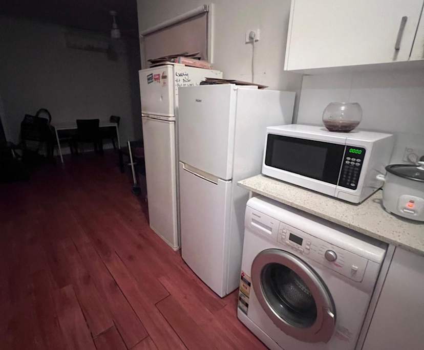 $215, Flatshare, 3 bathrooms, Dundas NSW 2117