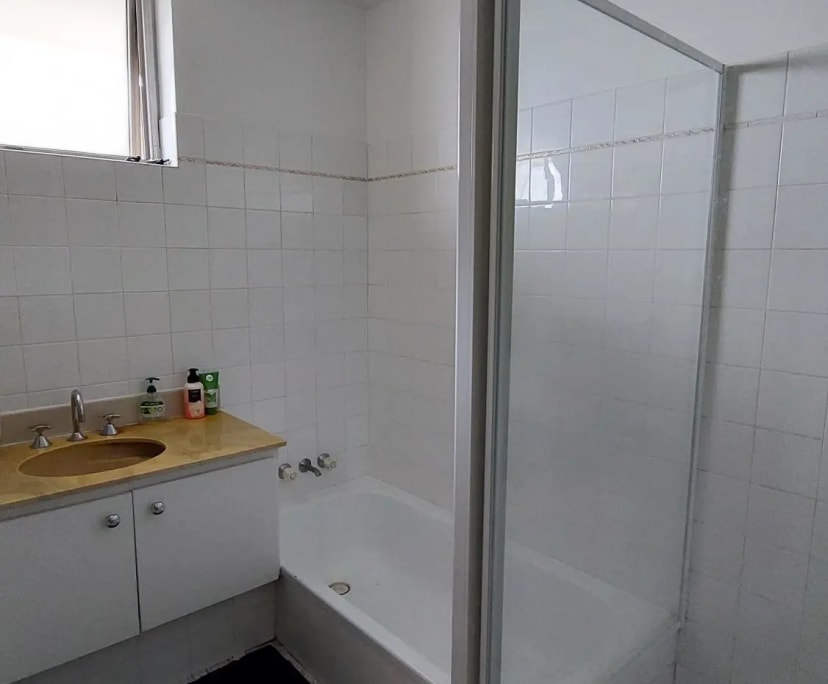 $290, Flatshare, 3 bathrooms, New Farm QLD 4005