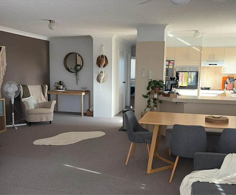 $710, Whole-property, 2 bathrooms, Runaway Bay QLD 4216