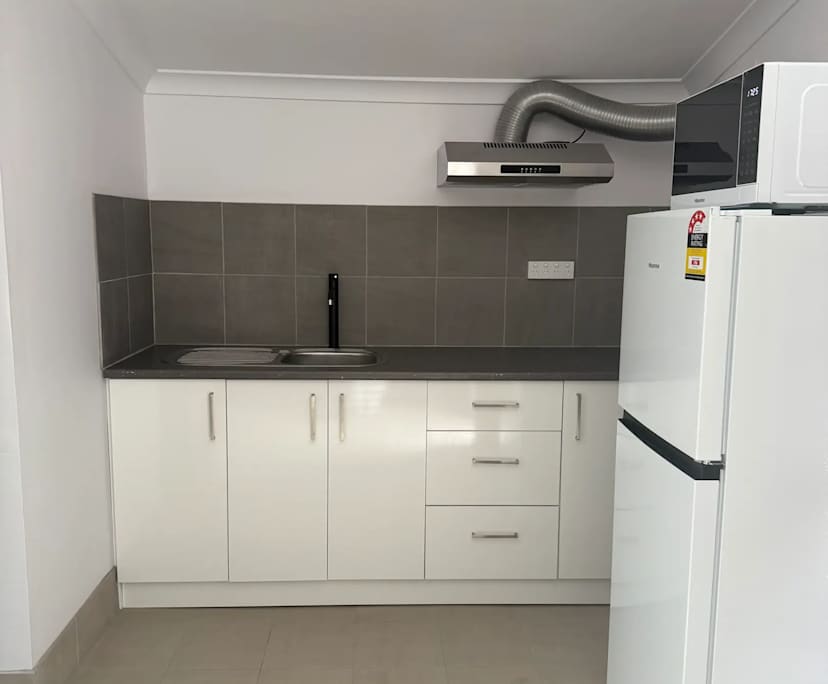 $400, Student-accommodation, 1 bathroom, Salisbury East SA 5109