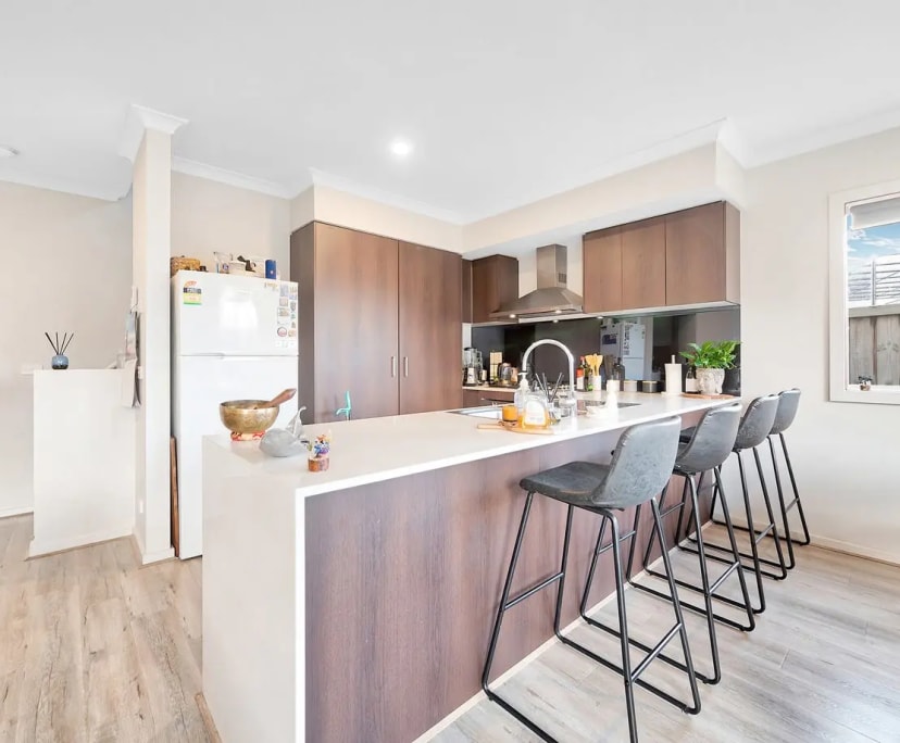 $220, Share-house, 3 bathrooms, Cranbourne West VIC 3977