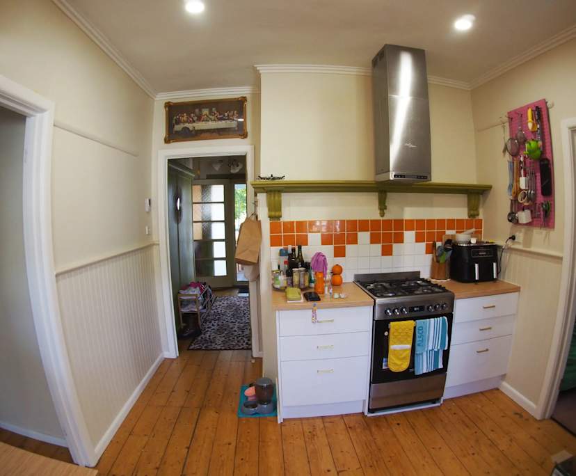 $180, Share-house, 2 bathrooms, East Geelong VIC 3219