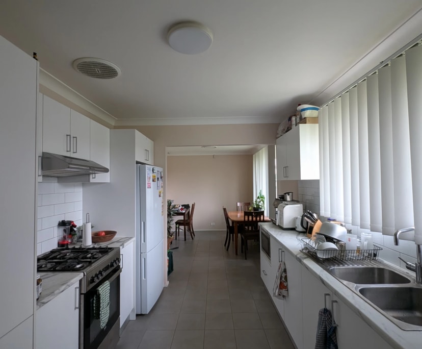 Room in a share house