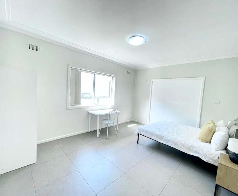 $900, Whole-property, 5 bathrooms, Fairfield East NSW 2165