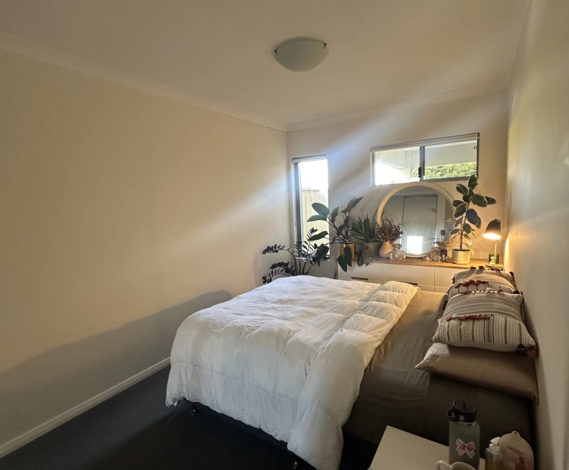Unfurnished room in a share house