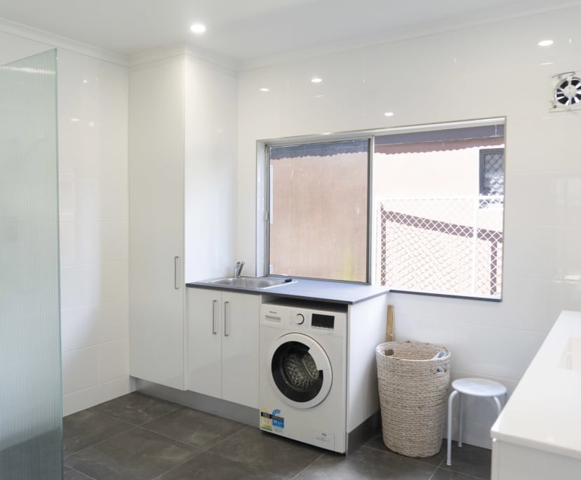 $300, Share-house, 2 rooms, Mooroobool QLD 4870, Mooroobool QLD 4870