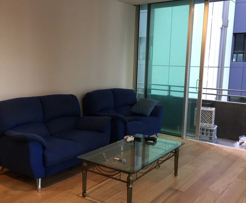 Furnished room in a flatshare