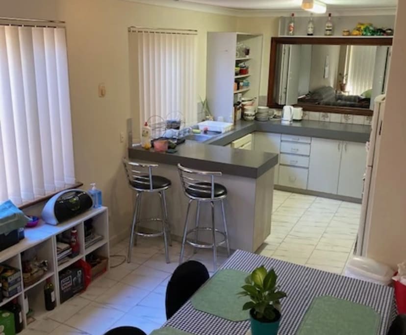 $370, Share-house, 3 bathrooms, Victoria Park WA 6100