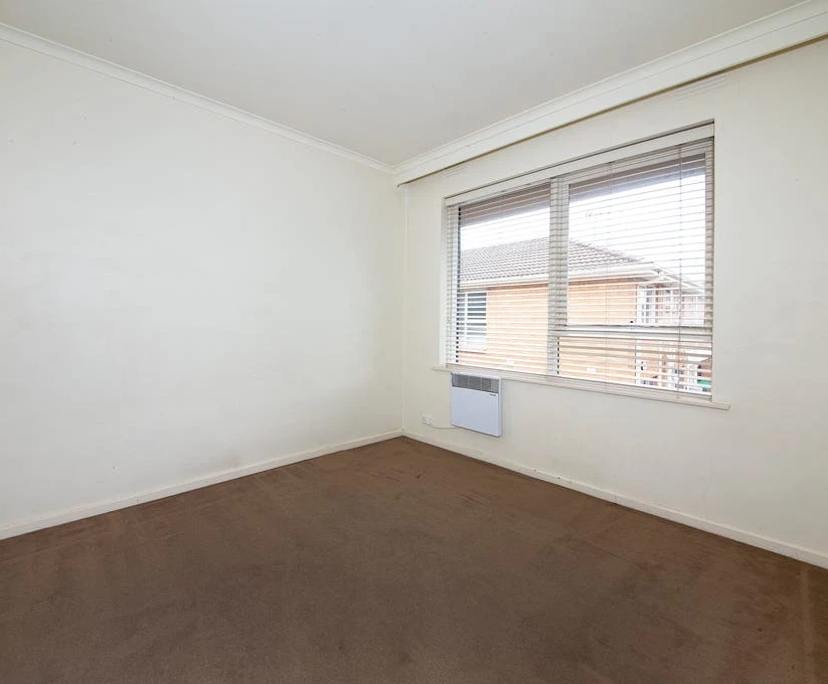 $300, Flatshare, 2 bathrooms, Glen Huntly VIC 3163