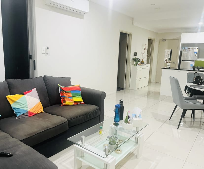 $320, Flatshare, 2 bathrooms, Toongabbie NSW 2146