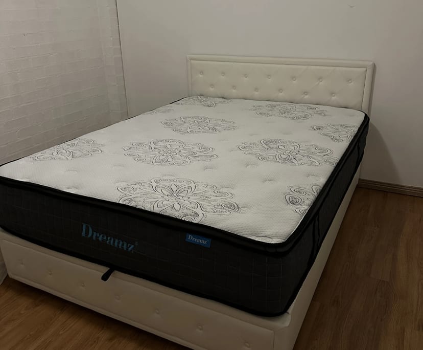 $300, Share-house, 4 bathrooms, Currans Hill NSW 2567