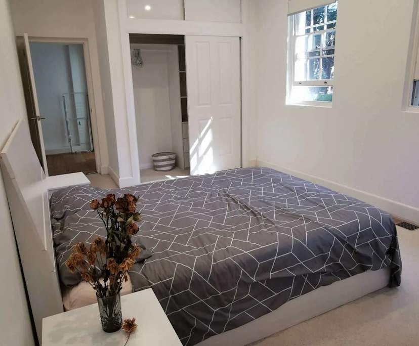 Furnished room with own bathroom