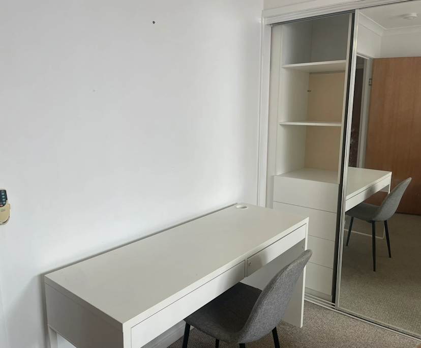 Furnished room in a share house