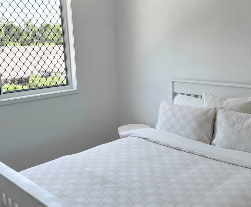 $500, Share-house, 3 bathrooms, Cannonvale QLD 4802