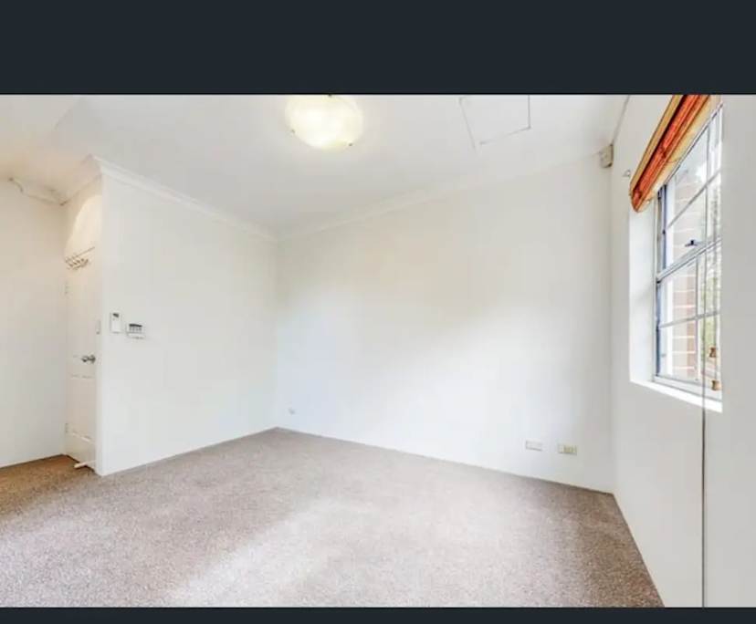 Furnished room with ensuite in a share house