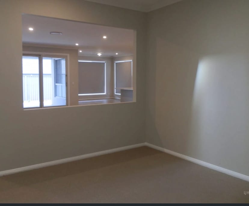 $345, Share-house, 2 rooms, Banksia Beach QLD 4507, Banksia Beach QLD 4507