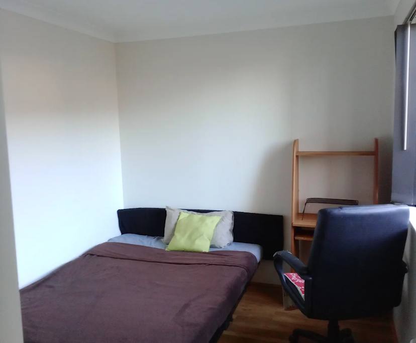 $290, Share-house, 4 bathrooms, Midland WA 6056