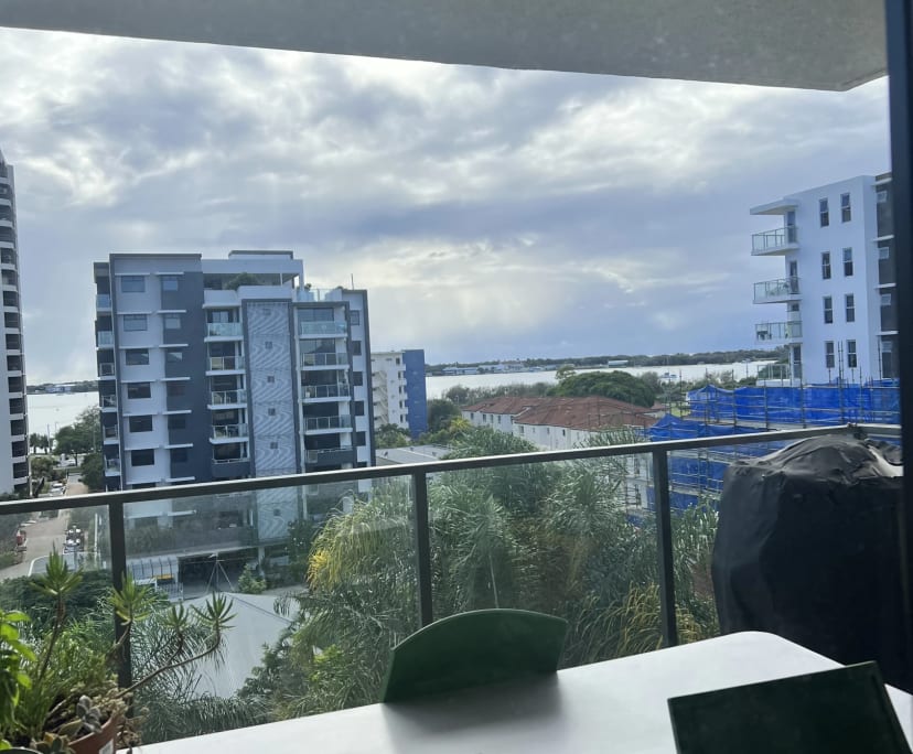 Furnished room in a flatshare