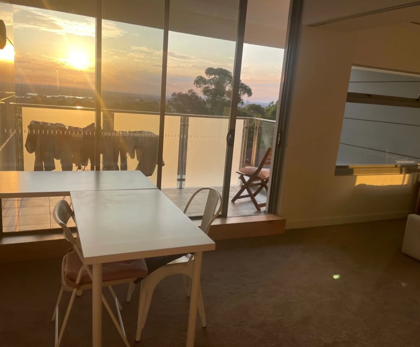 Room for Rent in Crows Nest, Sydney 350, Furnishe...