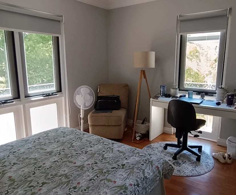 Furnished room in a share house