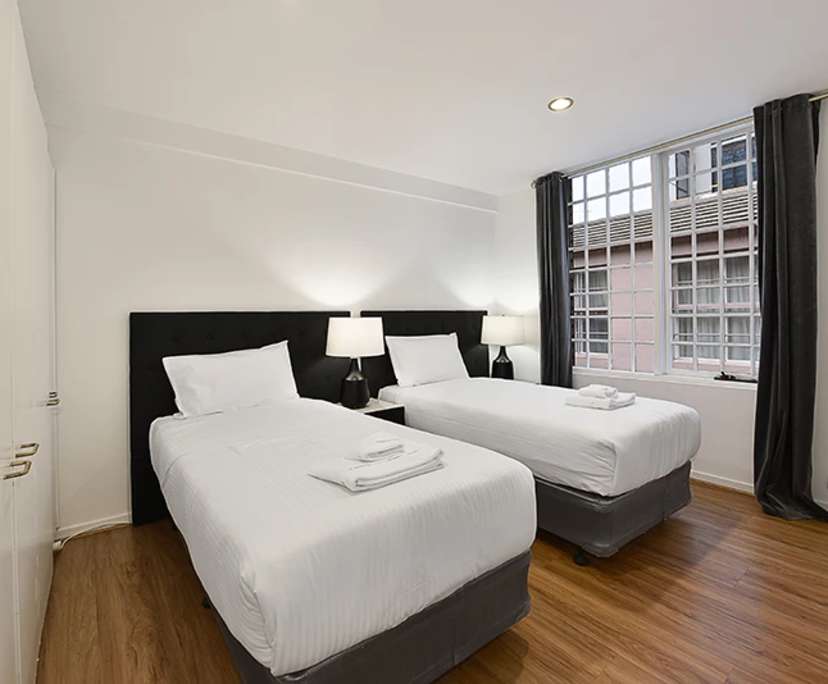 $975, Whole-property, 2 bathrooms, Melbourne VIC 3000