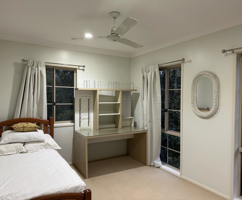 Room for Rent in Kenmore Hills, Brisbane 200, Fle...