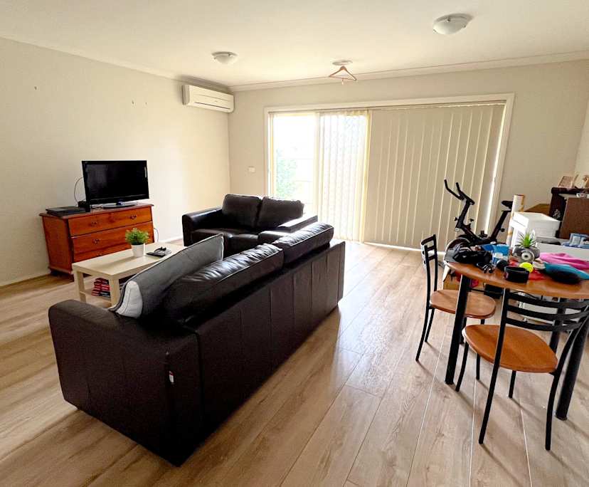 Unfurnished room in a share house