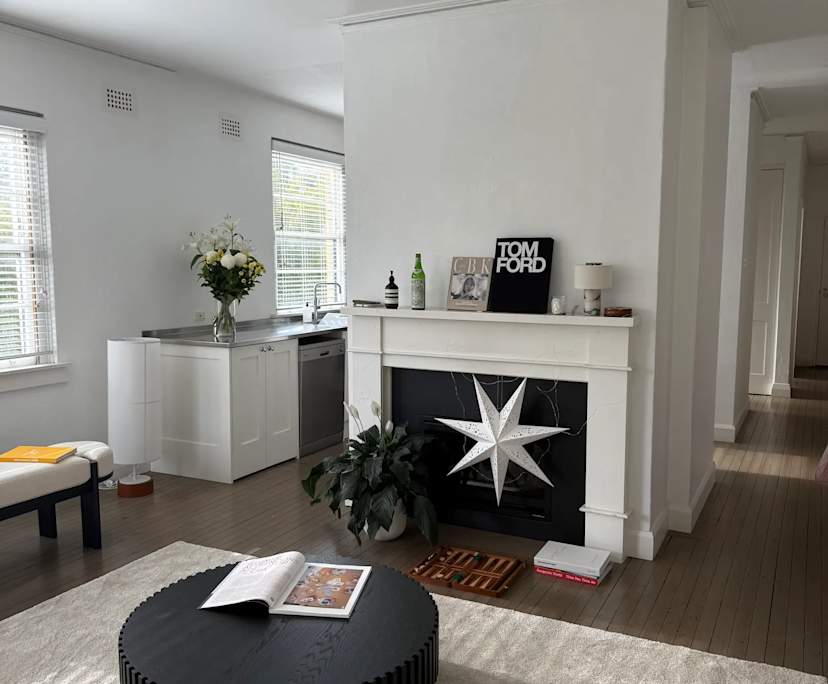 Unfurnished room in a flatshare