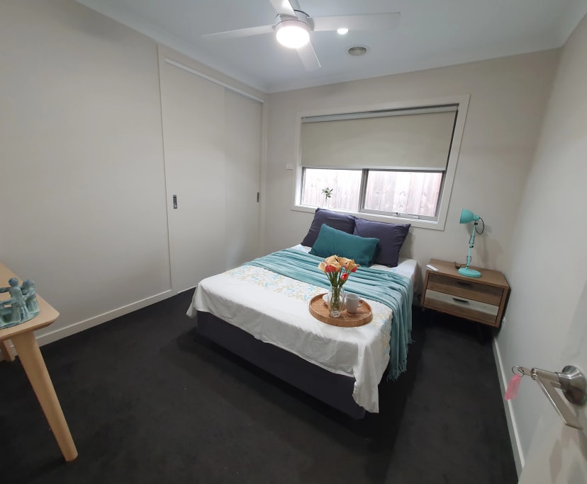 Room for Rent in Greenvale, Melbourne 250, Flexib...