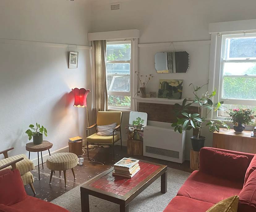 Whole property with 3 rooms for rent