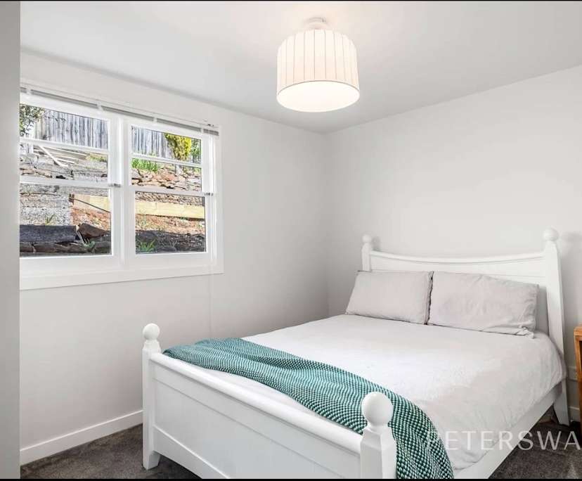 Unfurnished room in a share house