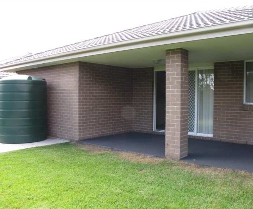 Unfurnished room in a share house