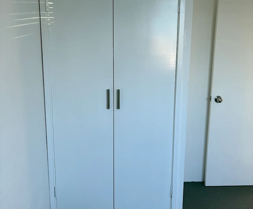 Unfurnished room in a flatshare