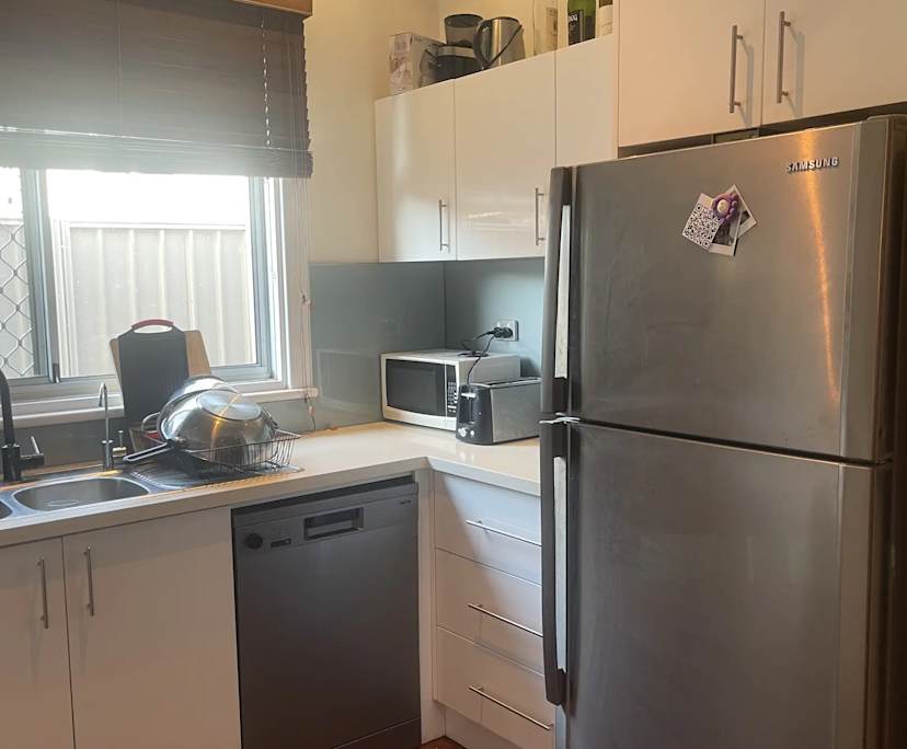 Room in a share house