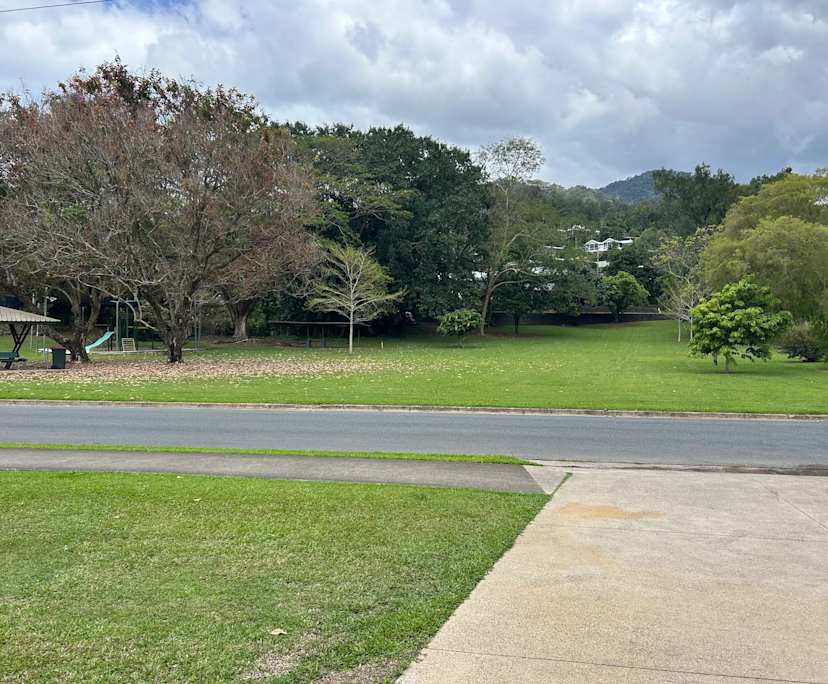 $200-250, Homestay, 2 rooms, Brinsmead QLD 4870, Brinsmead QLD 4870