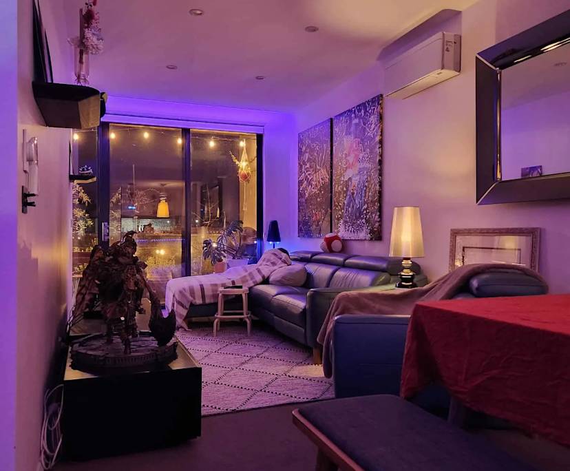 Furnished room in a share house