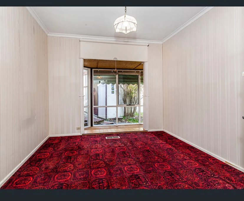 Room in a share house