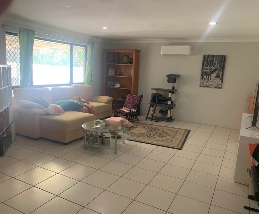 Furnished room in a share house